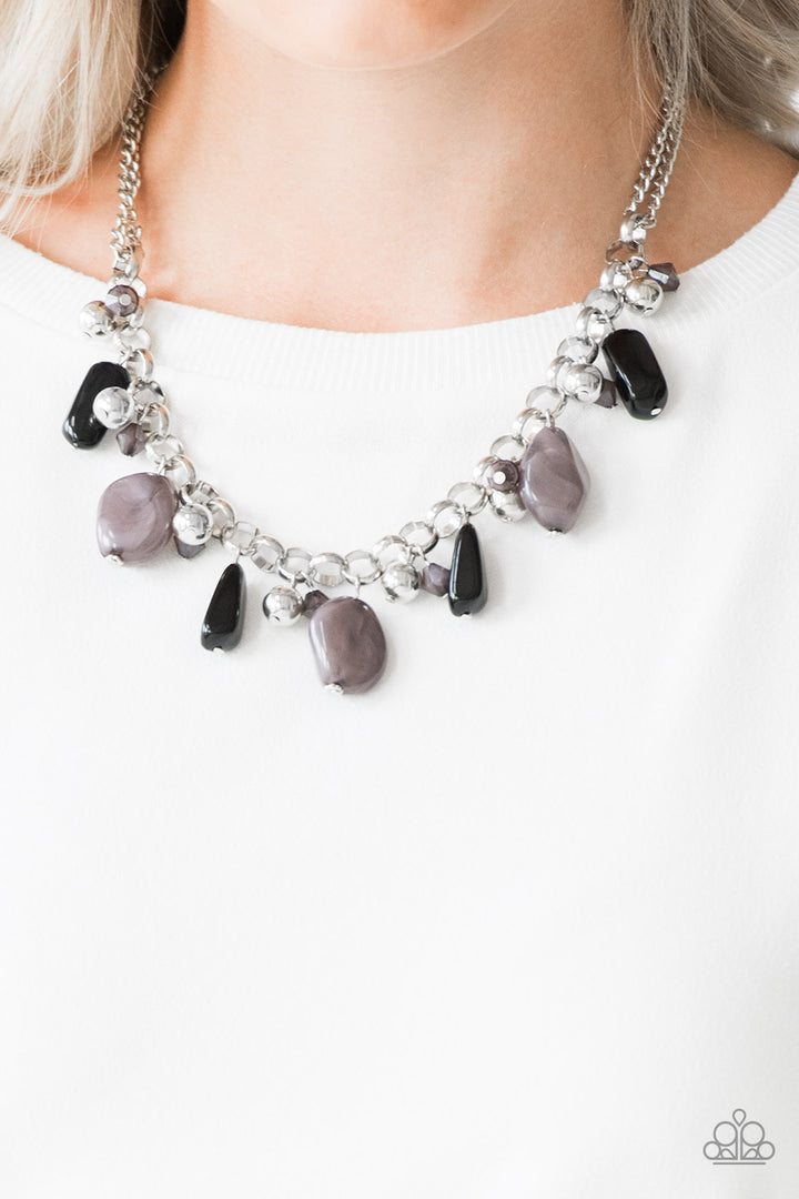 Grand Canyon Grotto Black Necklace/Earrings Set